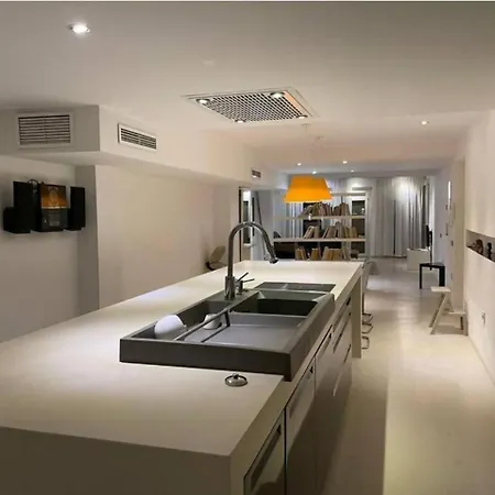 Lovelyloft Explanada アリカンテ