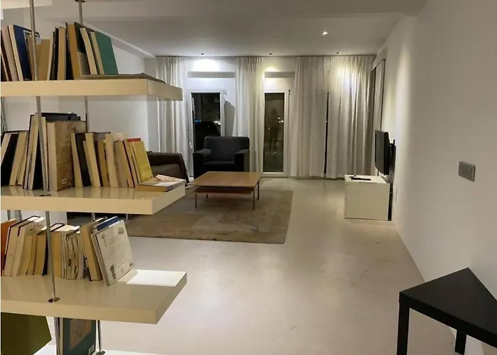Апартаменты Lovelyloft Explanada *